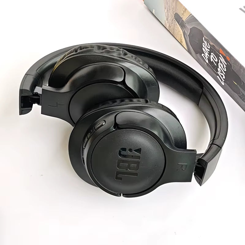 BassWave Pro – Wireless Over-Ear Bluetooth Headphones with Deep Bass